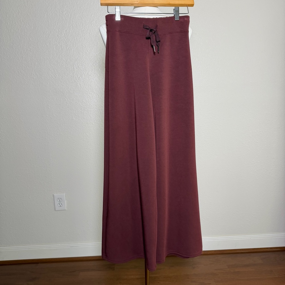 Spanx AirEssentials Maroon Wide Leg Pants XS Petite